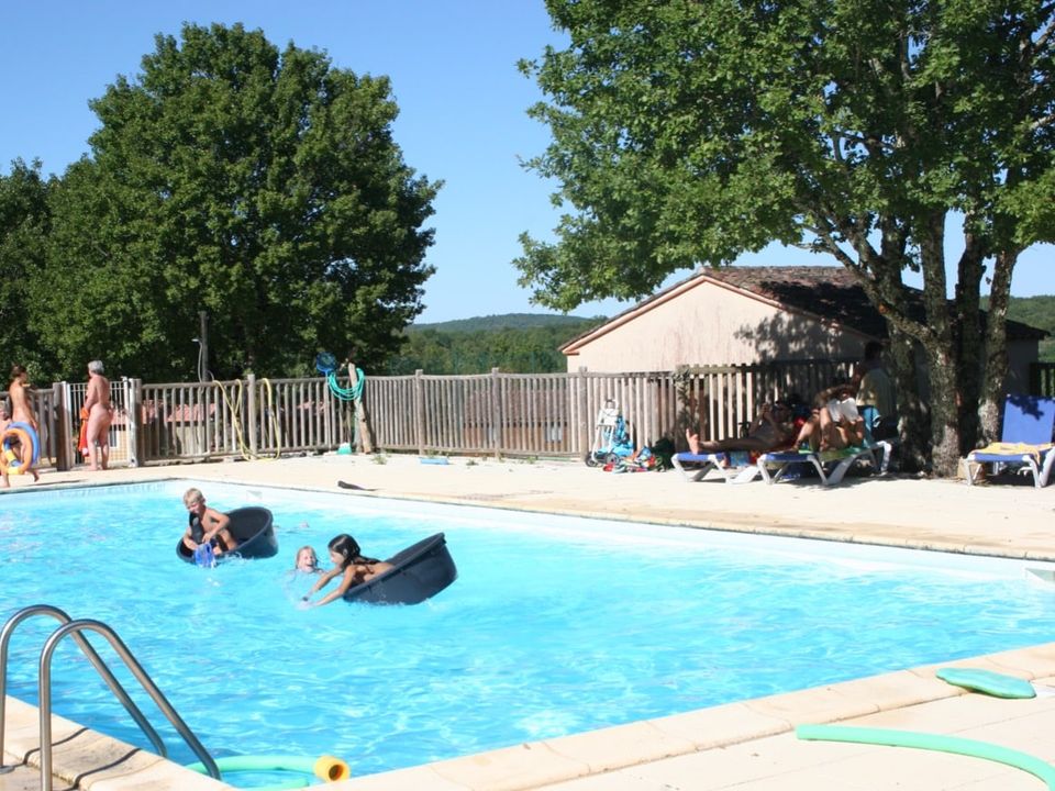 Camping Naturiste Domaine de Lalbrade à LUGAGNAC tarifs et réservations