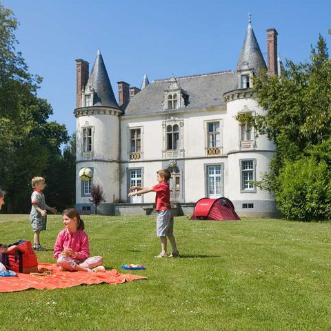 Camping Domaine de La Ville Huchet à SAINT MALO tarifs et réservations