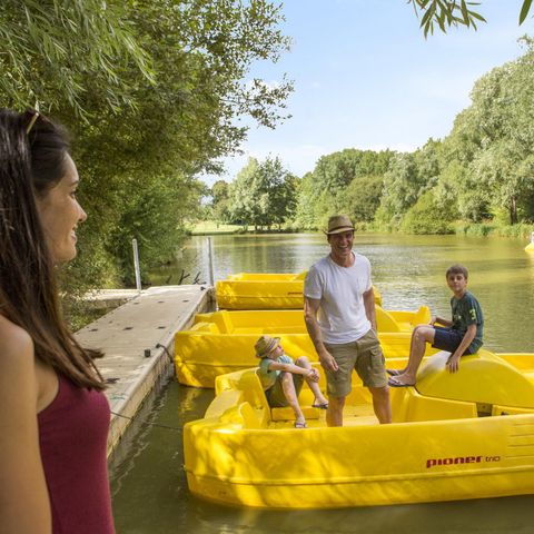 Camping Siblu Domaine De Dugny Funpass Inclus Onzain Tarifs Et