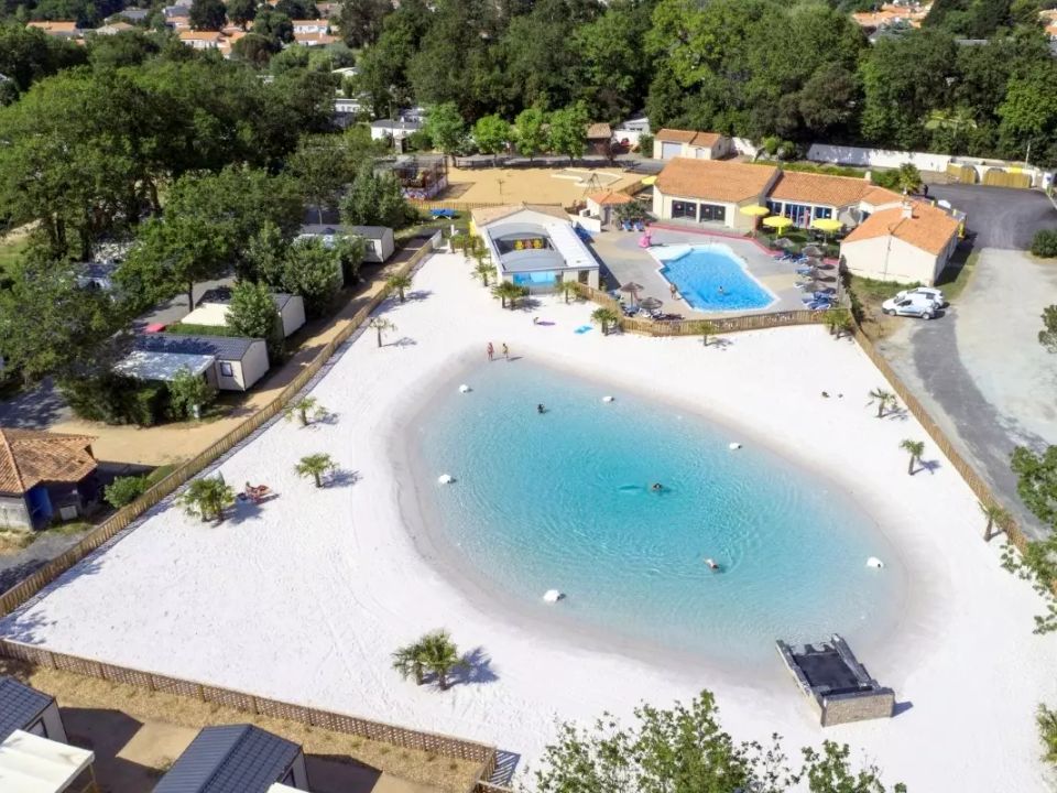 Camping maeva Escapades le Bois Joli - Camping Vandea