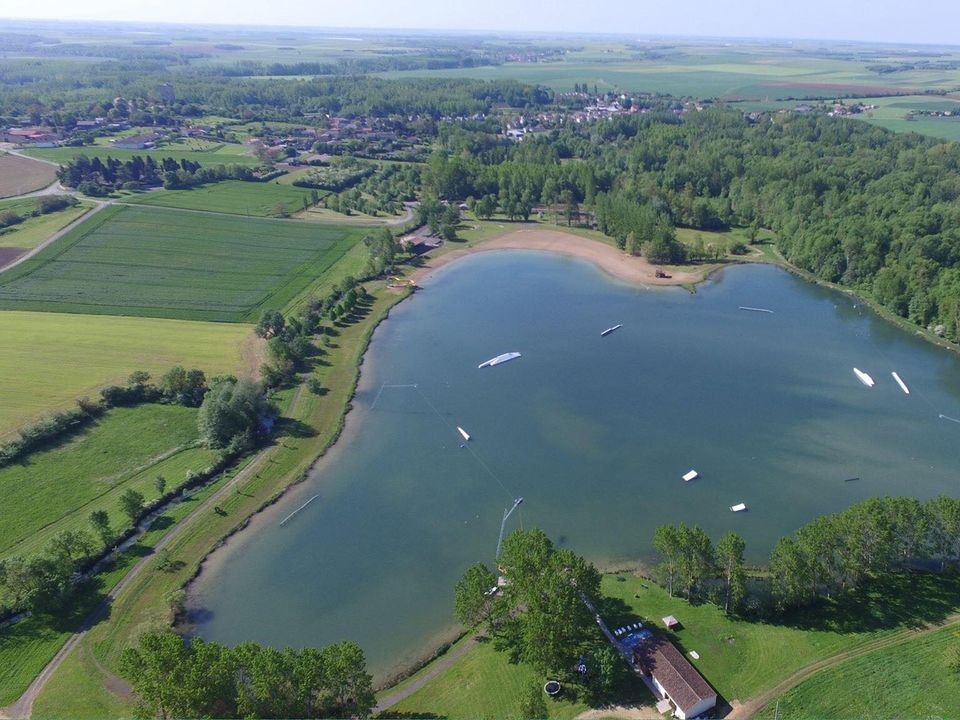 France - Poitou Loire - Moncontour - Moncontour Active Park, 3*