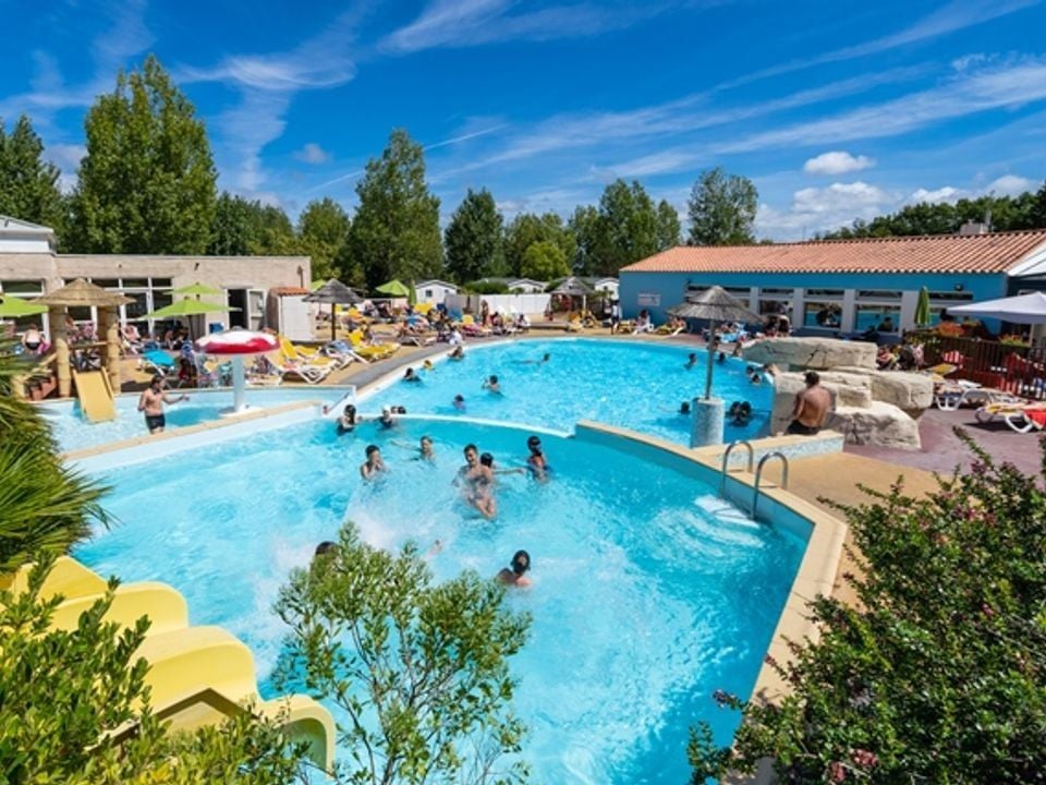 Camping Le Bois Soleil, 4*