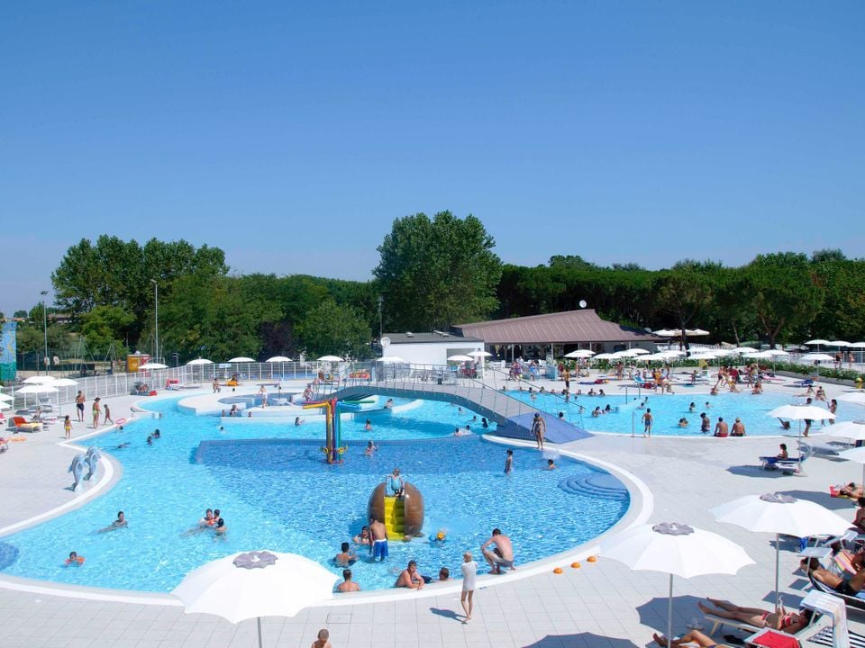 Camping Village Adriano Family, 4*