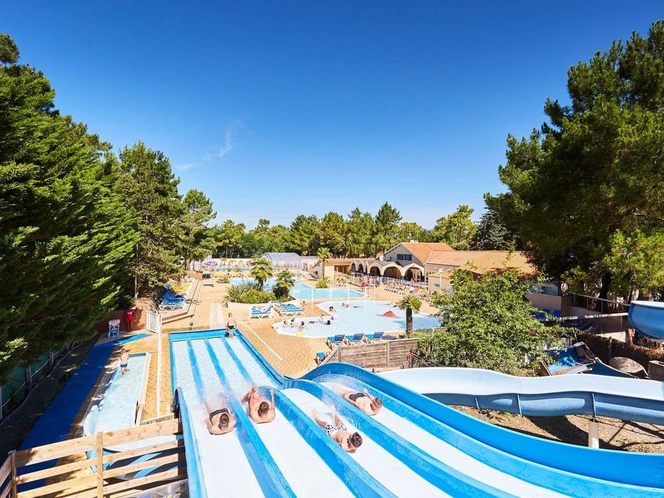 Camping Siblu Le Bois Dormant - Funpass inclus - Camping Vendée