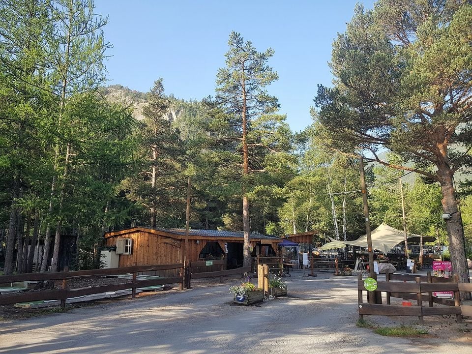 France - Alpes et Savoie - Saint Martin de Queyrières - Camping l'Iscle de Prelles 3*