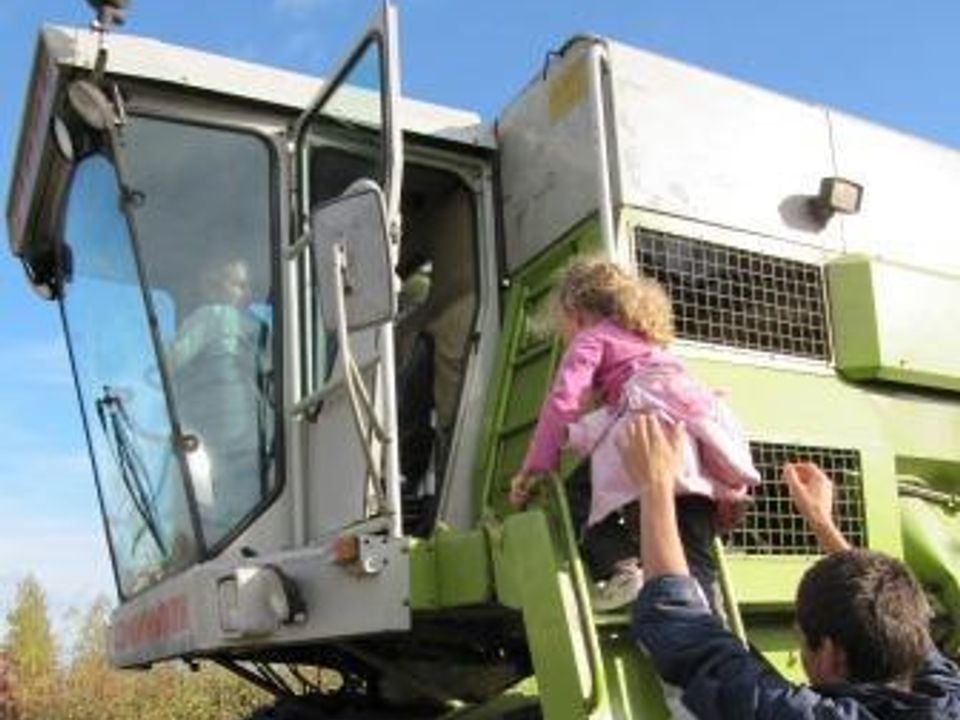 France - Centre - Seillac - Camping Ferme Pédagogique de Prunay, 4*