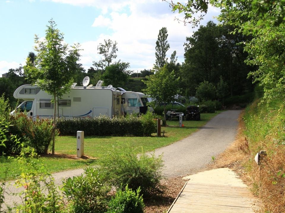 France - Sud Ouest - Naucelle - Camping Lac de Bonnefon, 3*