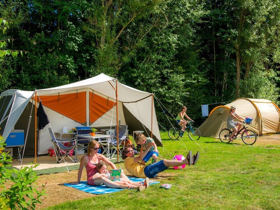 France - Vosges - Corcieux - Camping Sites et Paysages - Au Clos de la Chaume, 3*