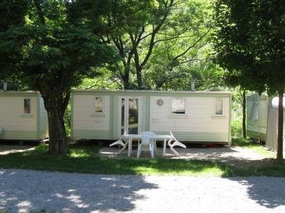 Camping Municipal à BURZET, tarifs et réservations