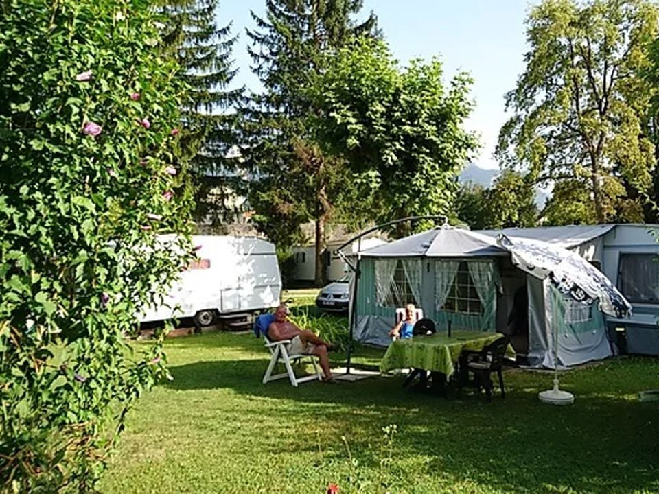 Camping L'arc En Ciel à ENTRE DEUX GUIERS, tarifs et réservations