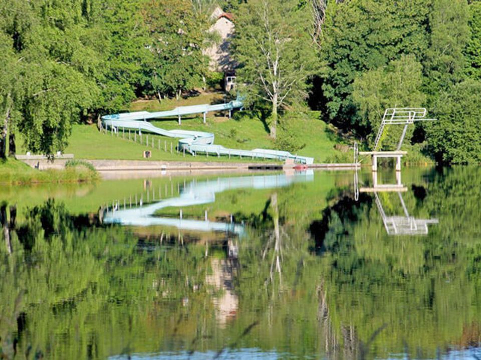 Flower Camping l'Air du Lac - Camping Haute-Vienne