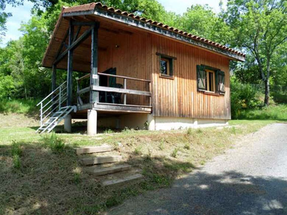 Camping Le Montbartoux - Camping Puy-de-Dôme