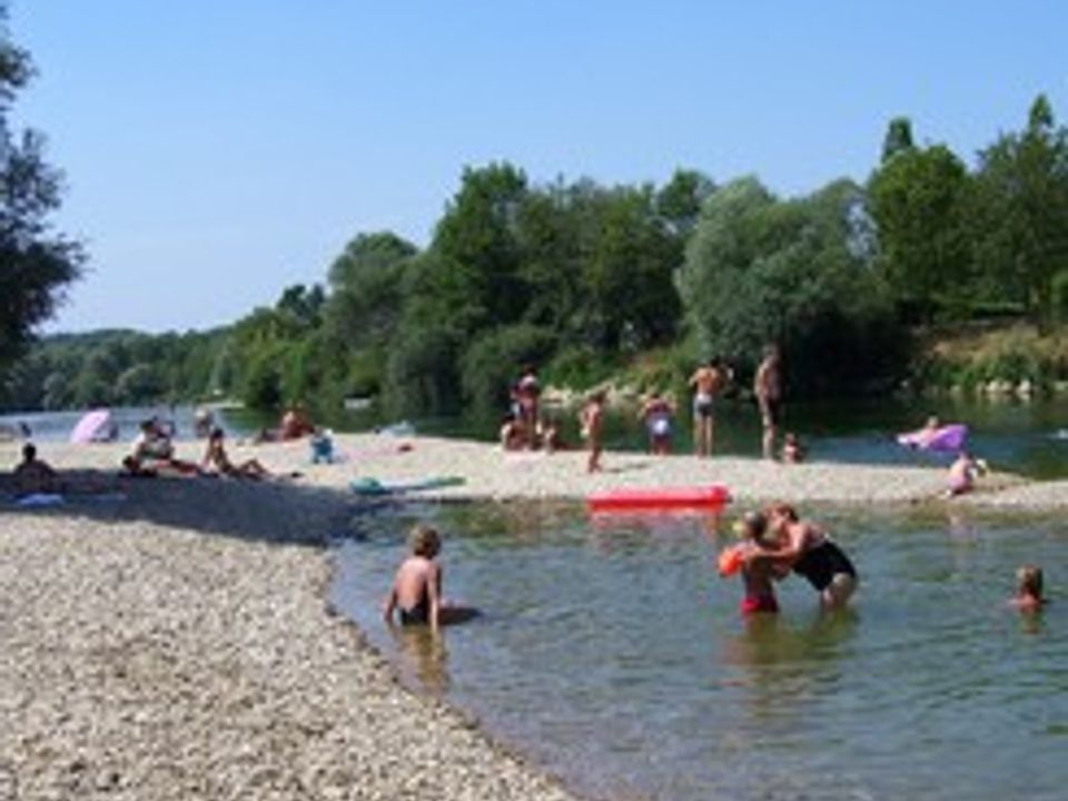 France - Jura - Montbarrey - Flower Camping les 3 Ours 3*