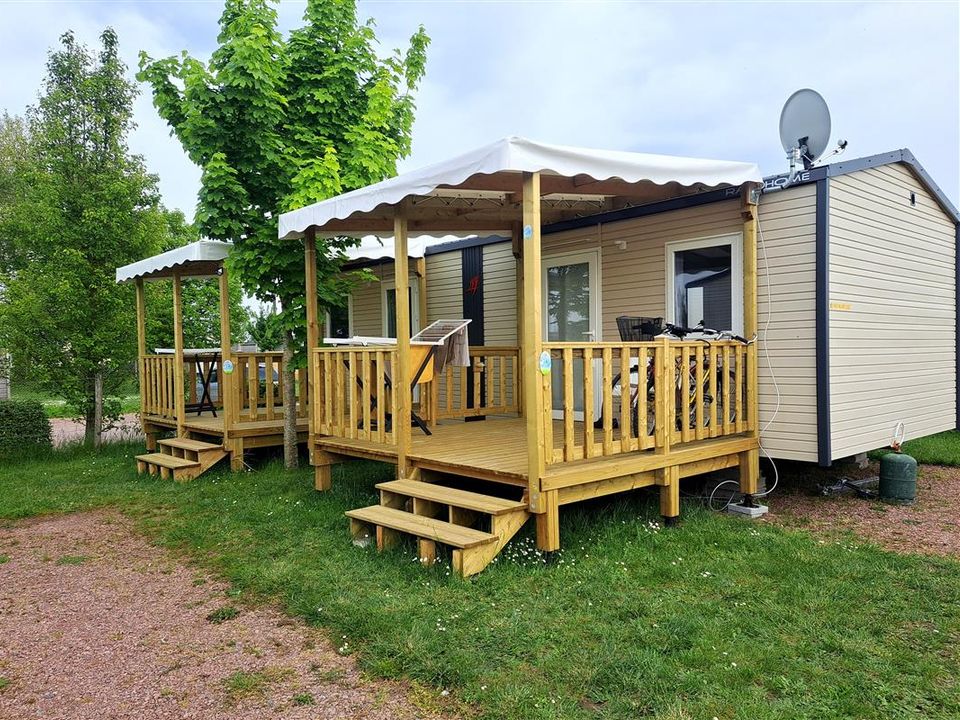 Flower Camping Loire et Châteaux, 4* - 51