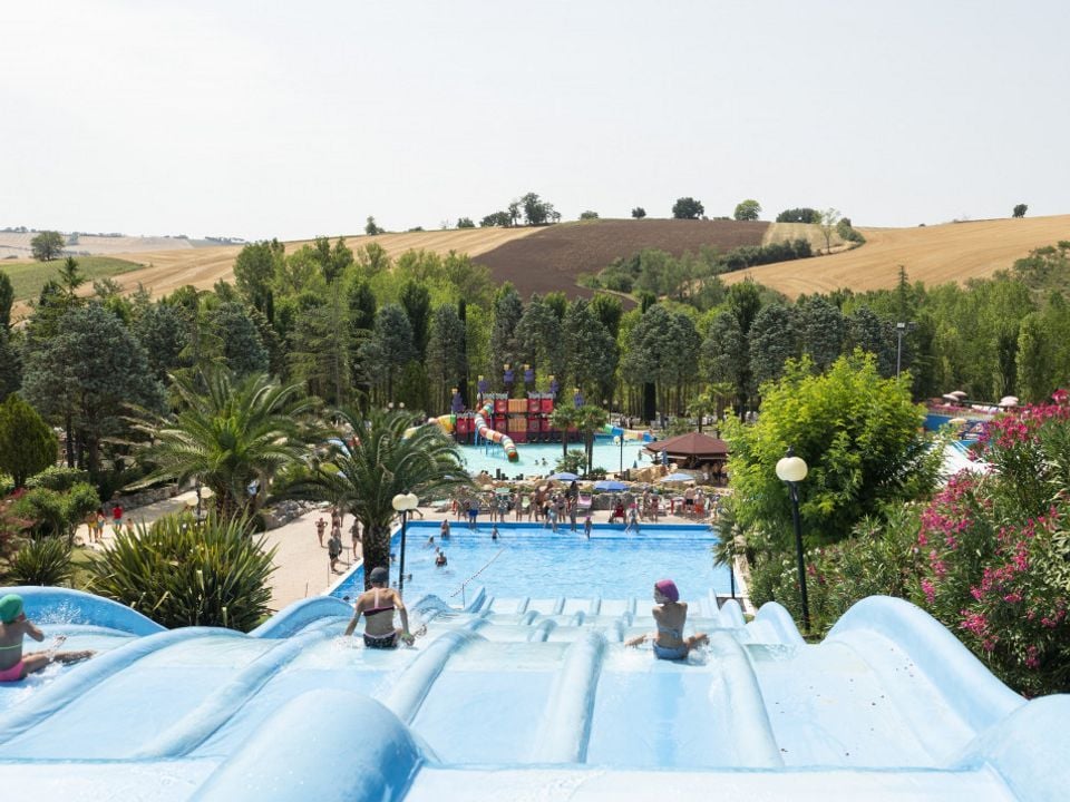 Italie - Marches - Cingoli - Camping Verde Azzurro