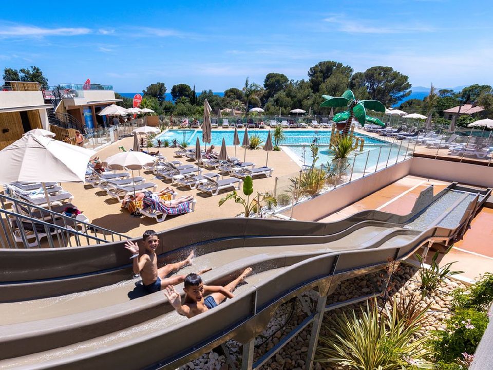 Tour Opérateur sur le Camping de L'Ile d'Or - Camping Var