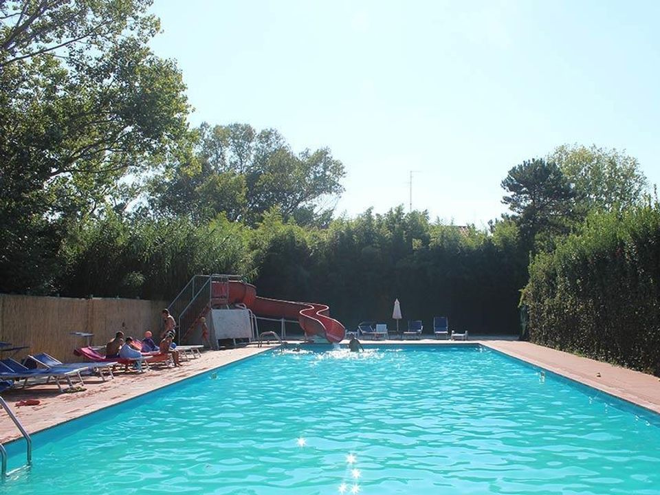 Camping Village Costa Verde - Camping Macerata