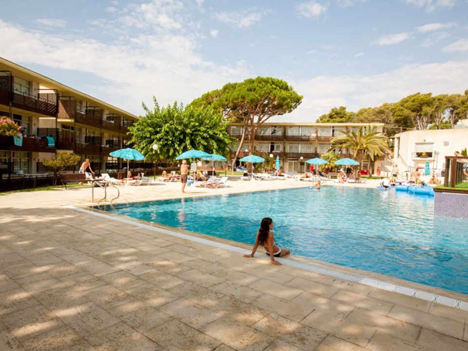 Comptat Sant Jordi Appart'hôtel  - Camping Girona