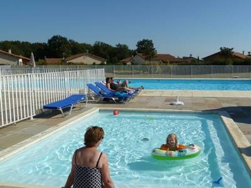 FranceComfort Bourg Est - Vilgilière - Camping Deux-Sèvres