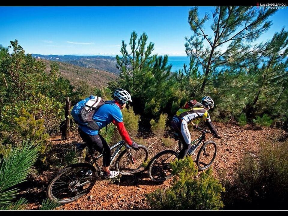 Italie - Ligurie - Pietra Ligure - Camping dei Fiori