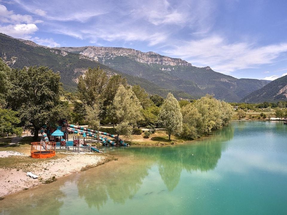 Villatent le Lac Bleu - Camping Drôme