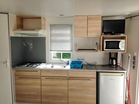 MOBILHOME 4 personnes - Mobil-home | Classic | 2 Ch. | 4 Pers. | Terrasse surélevée | TV