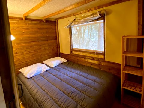 TENTE TOILE ET BOIS 6 personnes - Paillote avec salle de bain et cuisine