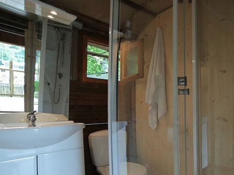 TENTE TOILE ET BOIS 6 personnes - Paillote avec salle de bain et cuisine