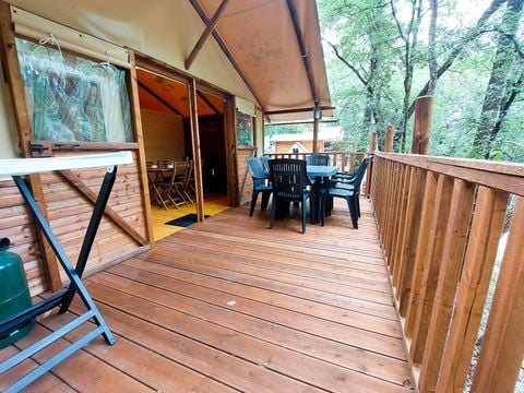 TENTE TOILE ET BOIS 6 personnes - Paillote avec salle de bain et cuisine