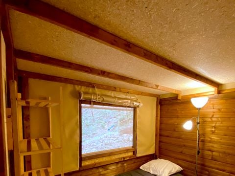 TENTE TOILE ET BOIS 6 personnes - Paillote avec salle de bain et cuisine