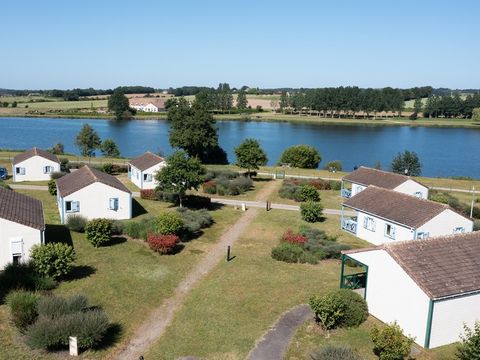 Camping Village De Chalets - Camping Sarthe - Image N°5