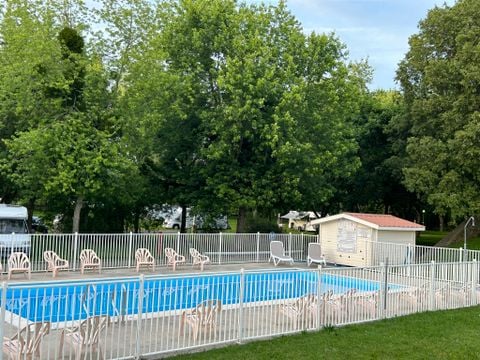 Camping Saintes Grandes Rives - Camping Charente-Maritime