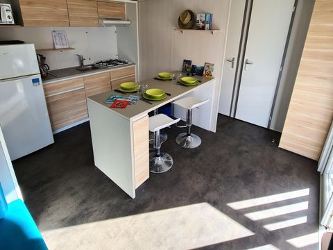 MOBILHOME 4 personnes - Premium 3 Pièces 4 Personnes + TV