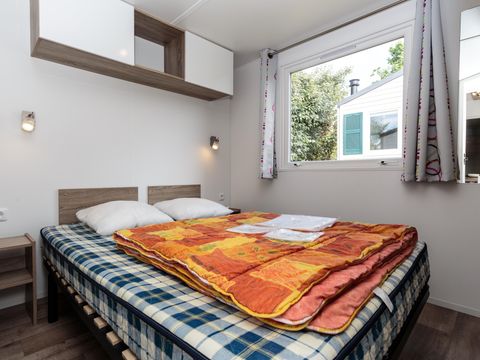 MOBILHOME 4 personnes - Confort 2 chambres - Terrasse