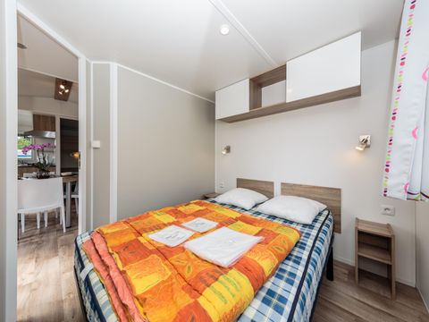 MOBILE HOME 5 people - Comfort 2 bedrooms - Terrace