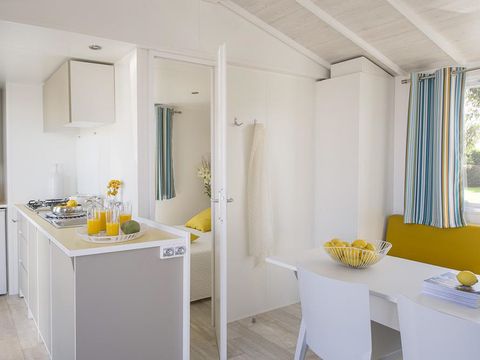 MOBILHOME 8 personnes - Nouméa + clim (2 mobil homes accolés)