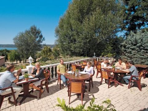 Camping maeva Escapades Domaine de Chanteraine - Camping Var - Image N°12