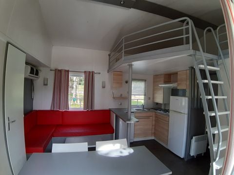 MOBILHOME 9 personnes - Mobile Home FAMILY CONFORT PLUS  3 chambres + 1 mezzanine + 2 salles de bain+ terrasse de 18m2