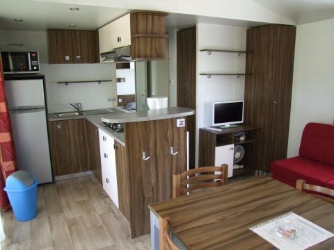 MOBILE HOME 6 people - 3 bedrooms, sleeps 6, 2 bathrooms - 40 m² - France