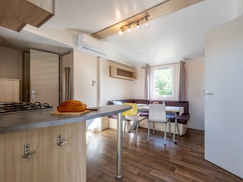 MOBILHOME 5 personnes - 2 chambres avec vue riviere (29 m²) - n°64 à 72