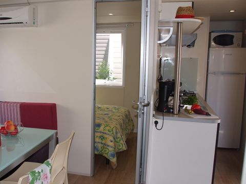 MOBILE HOME 4 people - Comfort TV Air conditioning - 2 bedrooms - sleeps 4