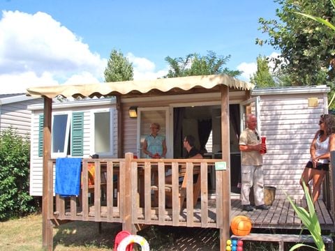 MOBILE HOME 4 people - Comfort TV Air conditioning - 2 bedrooms - sleeps 4