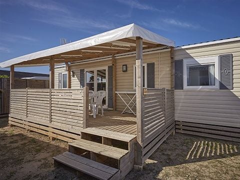 MOBILHOME 6 personnes - Mobil-home | Premium | 3 Ch. | 6 Pers. | Terrasse surélevée | 2 SDB | Clim.