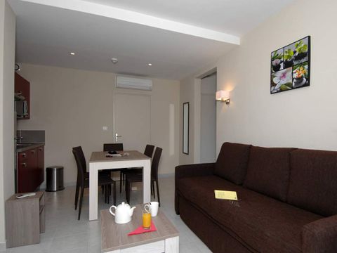 APPARTEMENT 8 personnes - Cabine