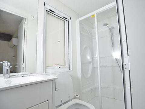 MOBILHOME 4 personnes - Torre Smeraldo (possibilité d'une 5ème et 6ème personne supplémentaire dans un lit séparé)