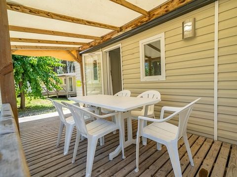 MOBILHOME 6 personnes - Mobil-home | Comfort | 2 Ch. | 4/6 Pers. | Terrasse surélevée | Clim.