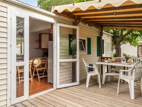 MOBILHOME 4 personnes - Mobil-home | Classic | 2 Ch. | 4 Pers. | Terrasse surélevée