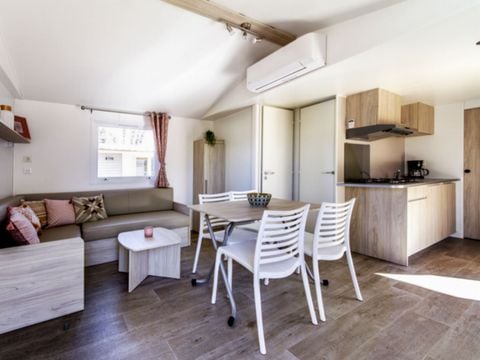 MOBILHOME 5 personnes - Confort (arrivé dimanche)