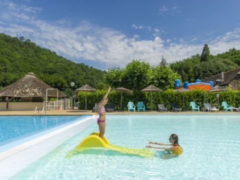 Camping Sea Green Château du Gibanel - Camping Corrèze - Image N°4