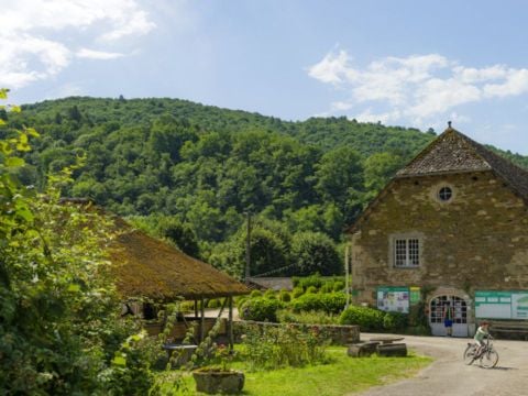 Camping Sea Green Château du Gibanel - Camping Corrèze - Image N°24